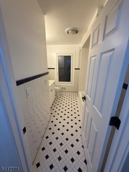 Building Photo - 52 Bartholdi Ave