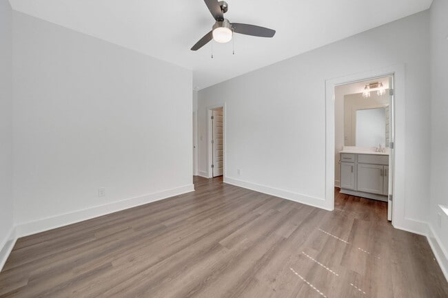 Building Photo - 224 Huntley Knl Pl