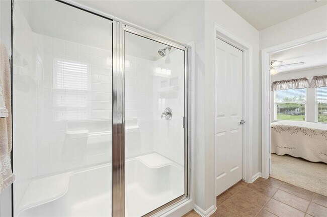 Building Photo - 104 Monument Hill Trail