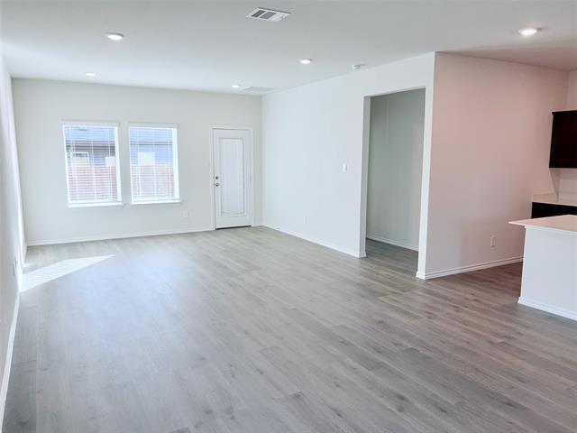 Building Photo - 3410 Tomahawk