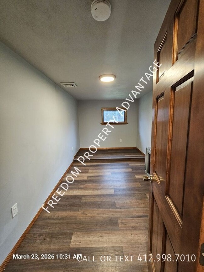 Building Photo - 1920 Idaho St