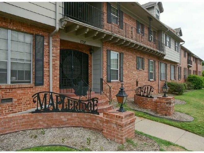 Building Photo - Fully furnished condo unit - all bills paid