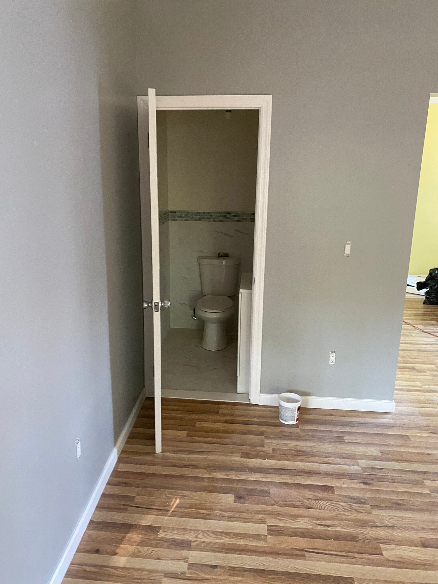 Building Photo - 349 Warwick Ave