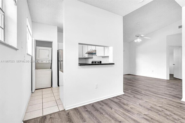 Building Photo - 1701 NW 96th Terrace