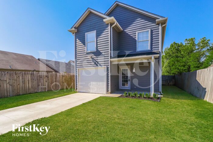 Building Photo - 9812 Misty Pine Dr