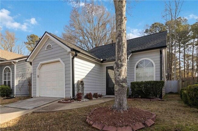 Building Photo - 1967 Abbey Province