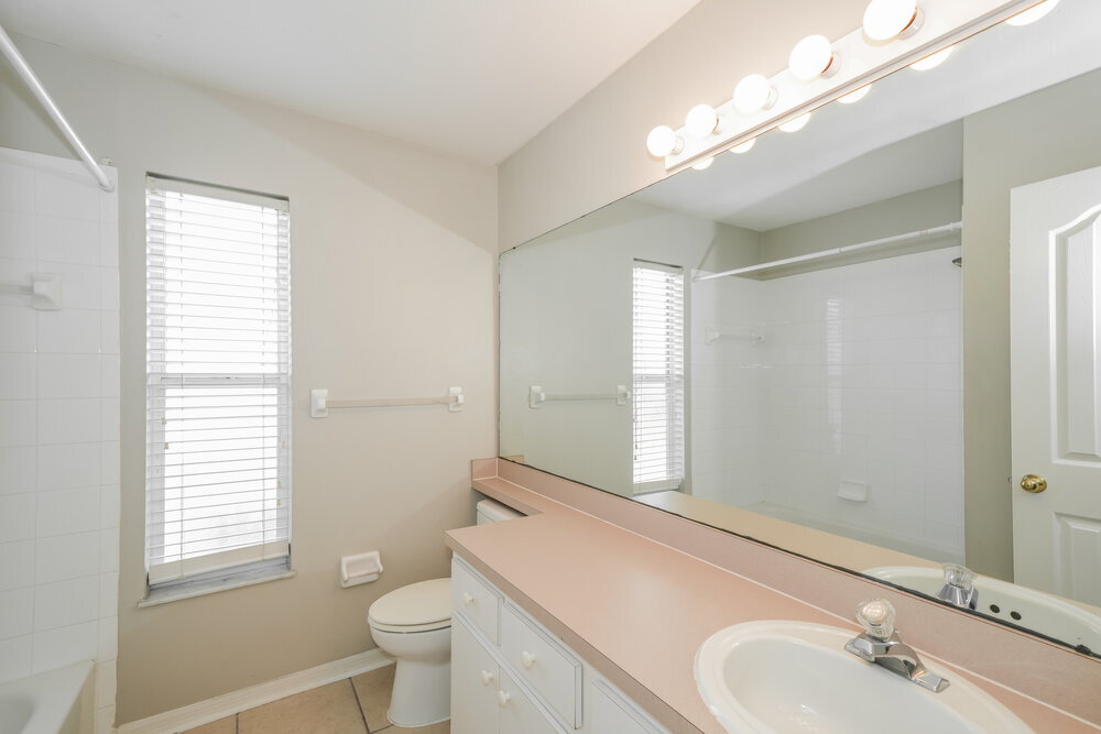 Building Photo - 1721 Scotch Pine Dr