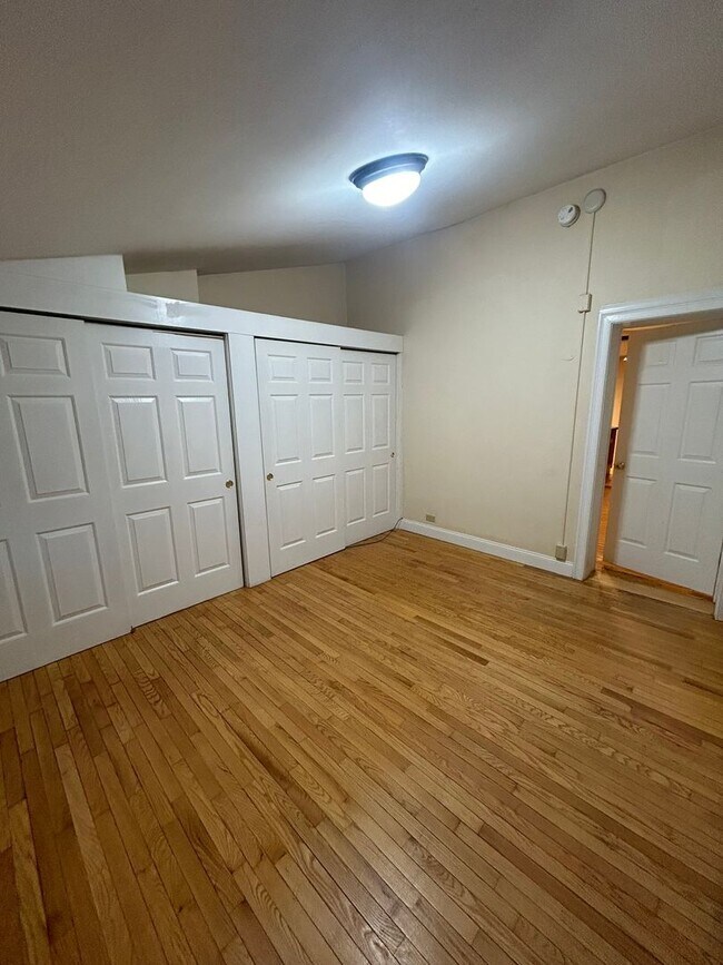 Building Photo - 51 N Union St