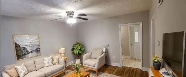 Primary Photo - 710 Jefferson Dr