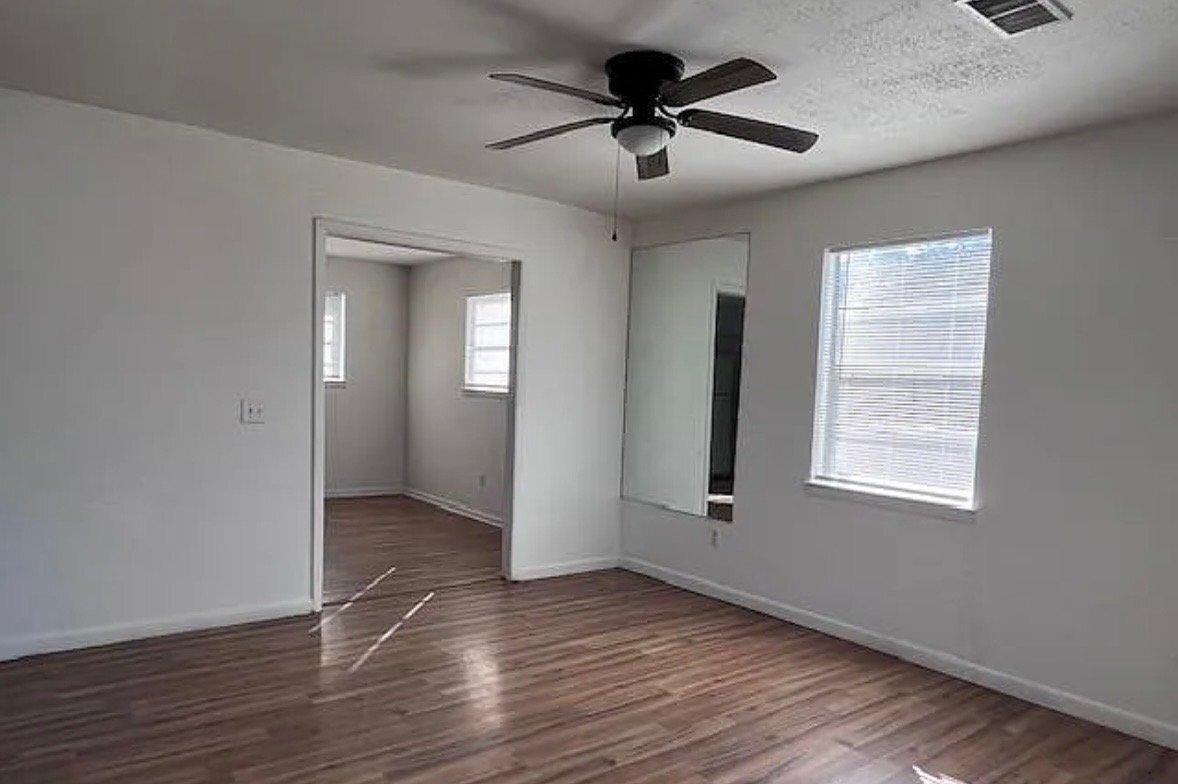 Building Photo - 520 Brewer Dr