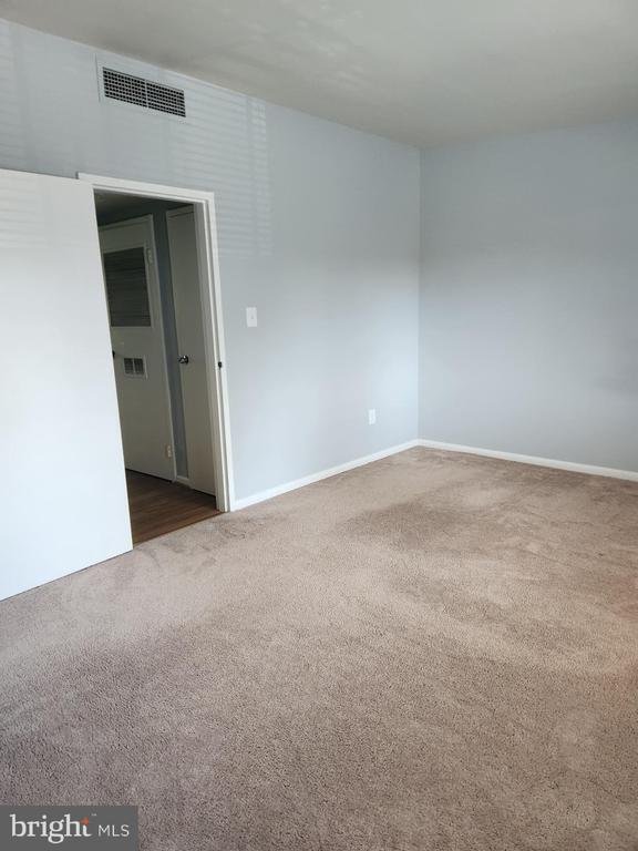 Building Photo - 10320 ROCKVILLE PIK
