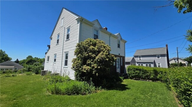 Building Photo - 63 La Salle Dr