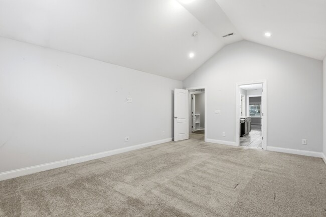 Building Photo - 107 Salmon Ln