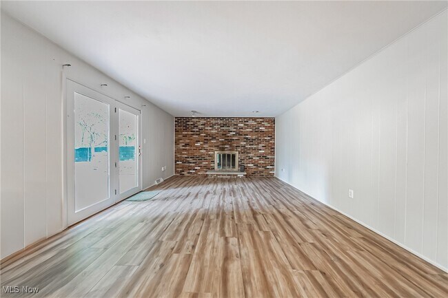 Building Photo - 1682 Mendelssohn Dr