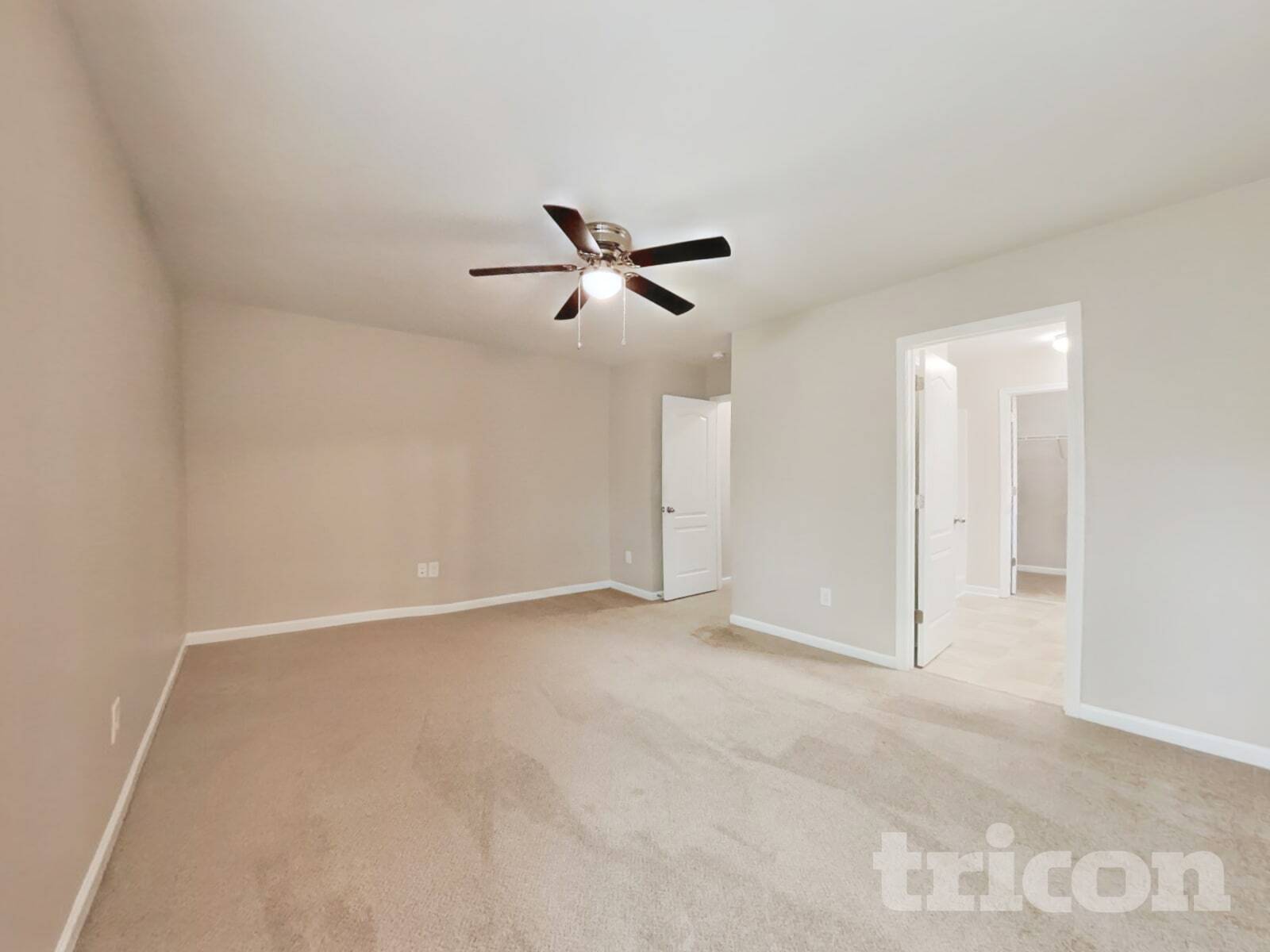 Building Photo - 226 Hallow Oak St