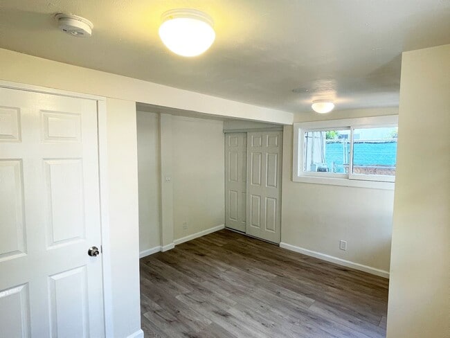 Building Photo - Newly renovated 2 + 2 in Mar Vista/Palms