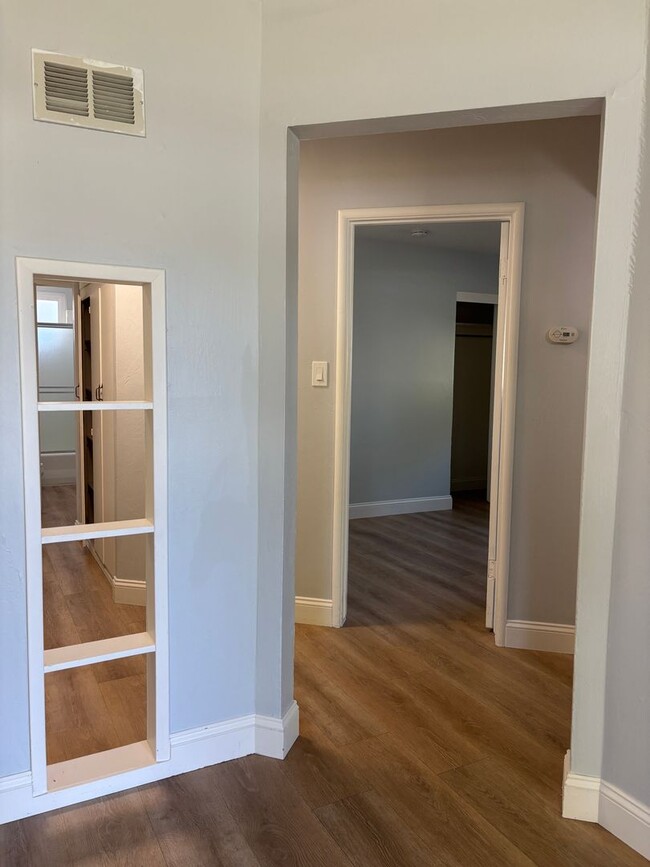Building Photo - PET FRIENDLY 3 BED/1 BATH in Palo Alto Available Now