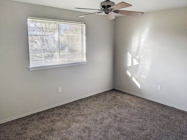 Building Photo - 210-220 N 2nd St