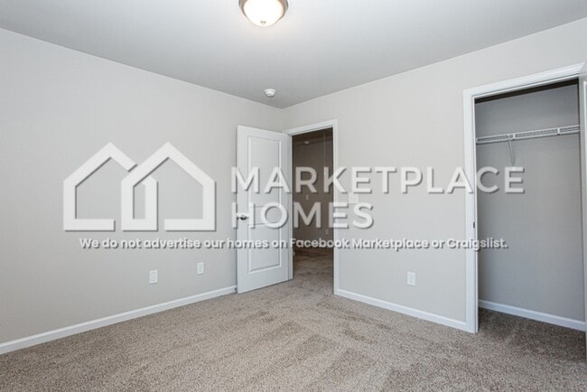 Building Photo - 250 W L Miller Dr