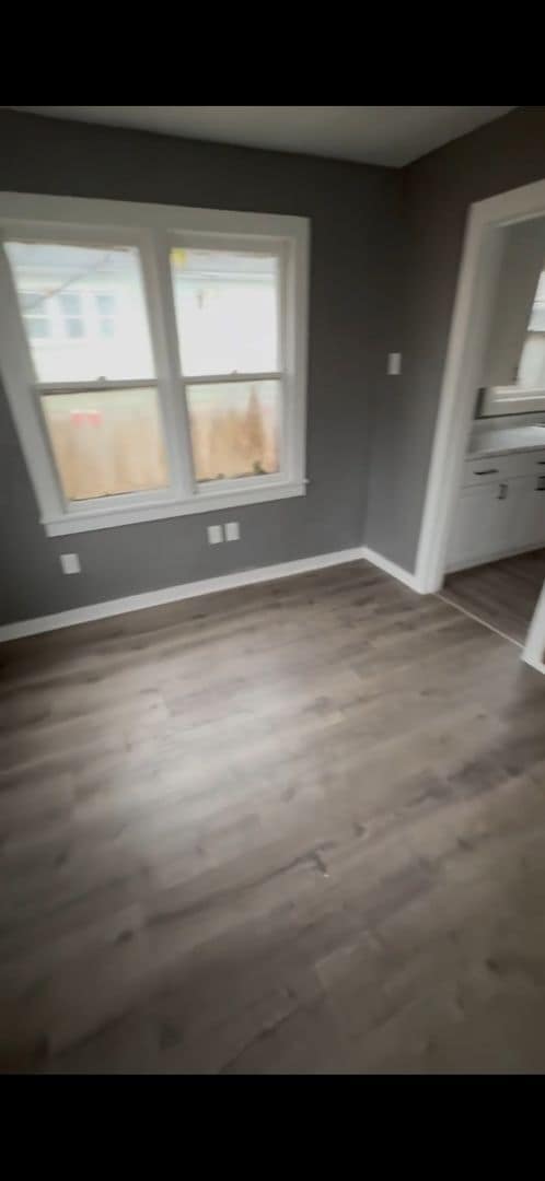 Building Photo - Coming Soon — Renovated 1 Bedroom Home in Nevada, MO!