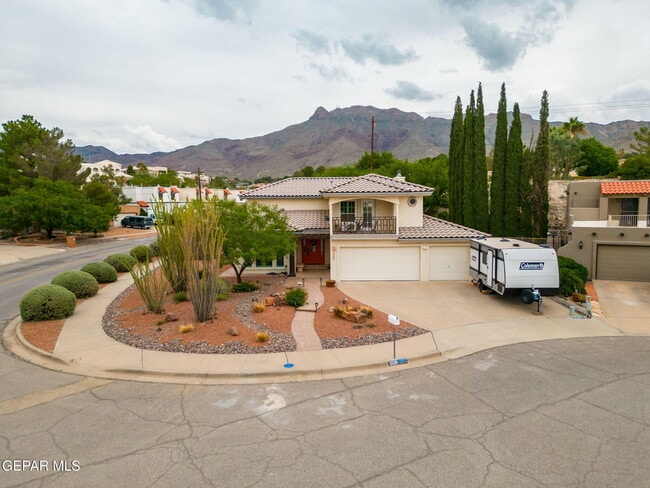 Building Photo - 6052 Bandolero Dr