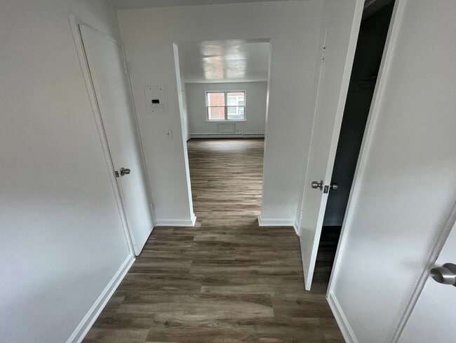 Building Photo - 50 Union Ave