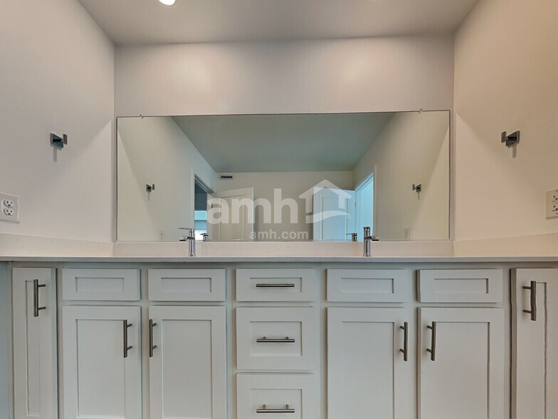 Building Photo - 12260 Misty Draw Ln