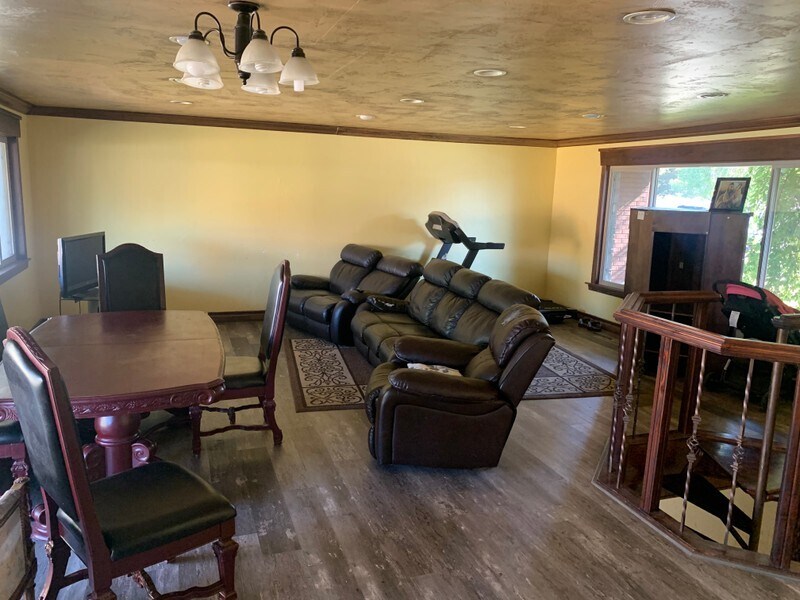 Building Photo - 236 S 800 E