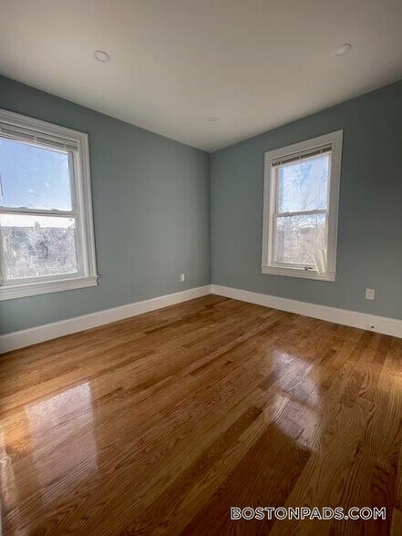 Building Photo - 75 Winchester St