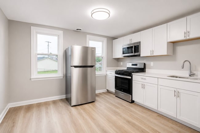 Building Photo - Three Bedroom Home in Middle River
