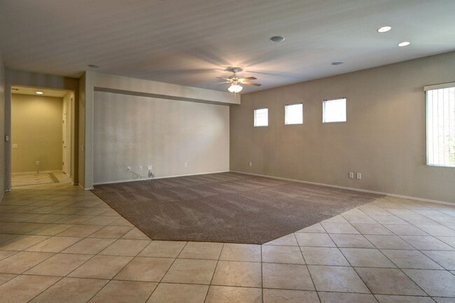 Building Photo - 11512 W Sleepy Heaven Pl