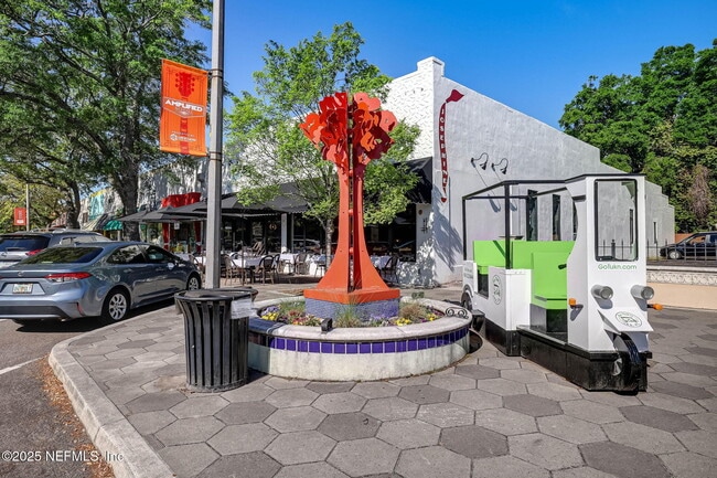 Building Photo - 3655 Walsh St