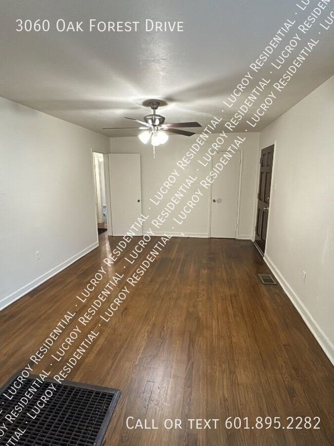 Building Photo - 3-Bedroom Home with Hardwood Floors in Jac...