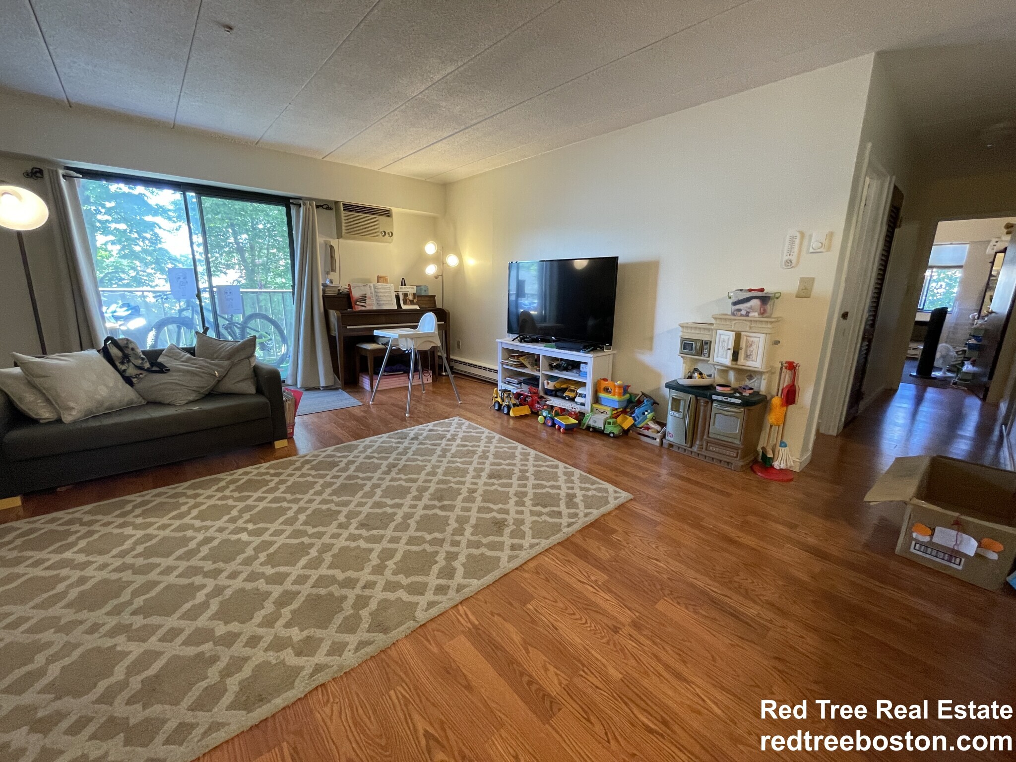 Building Photo - 125 Pleasant St