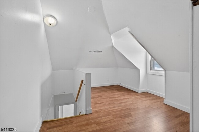 Building Photo - 1290 Baker St