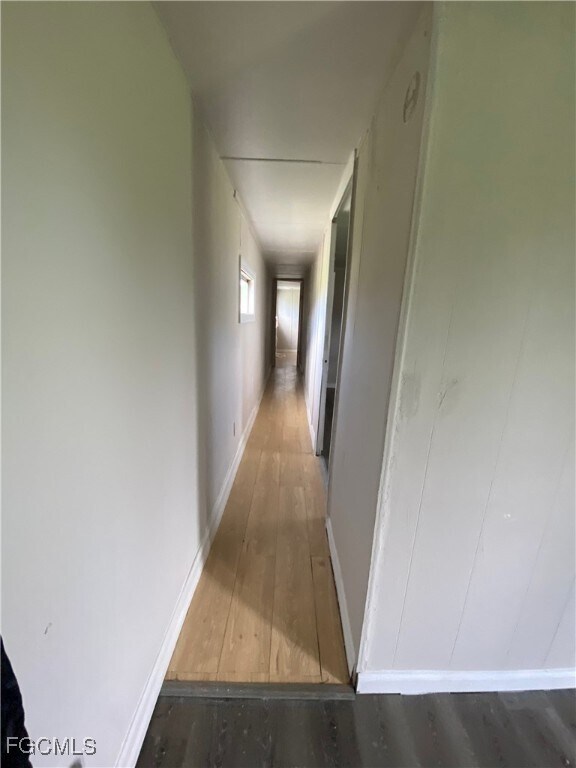 Building Photo - 8086 Heck Dr