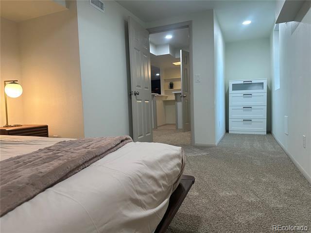 Building Photo - 6526 S Elizabeth Way