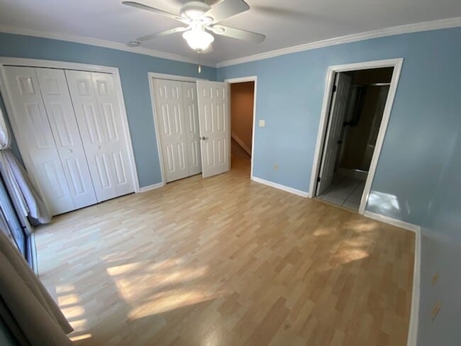 Building Photo - Charming 2-Bedroom Townhome in Glades Community!