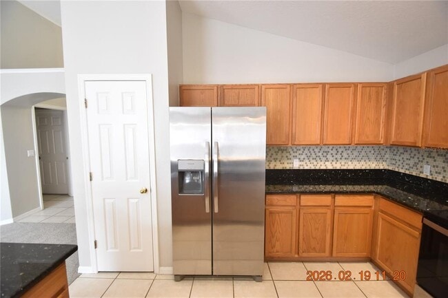 Building Photo - 2521 Clareside Dr