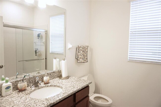 Building Photo - 5732 Newberry Pnes Ave