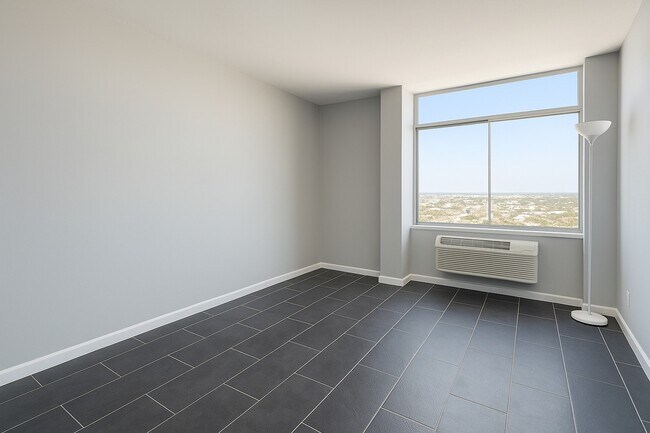 Building Photo - 7510 Hornwood Dr