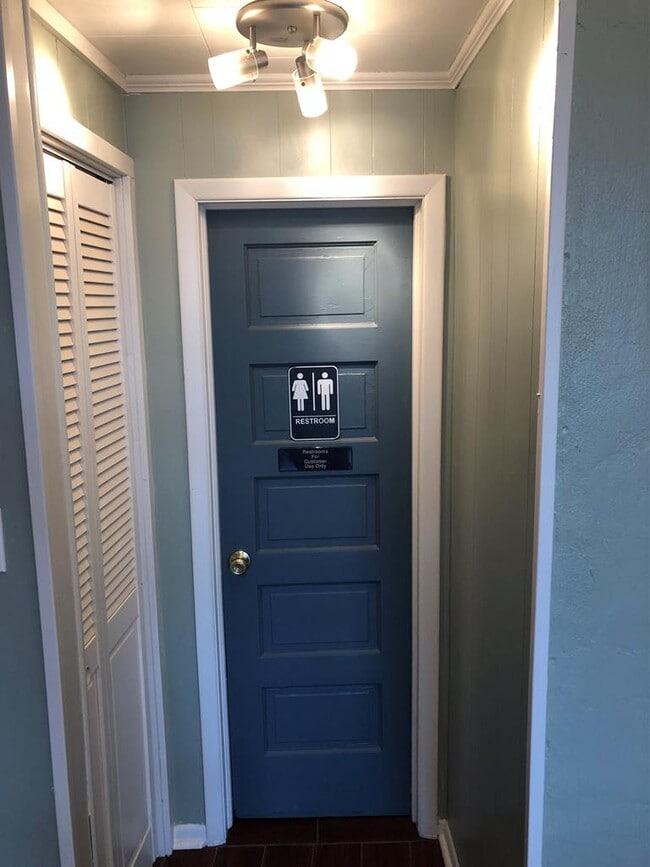 Building Photo - 25514 E Main St