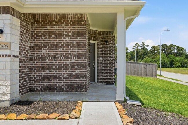 Building Photo - 10406 Milford Wds Ln