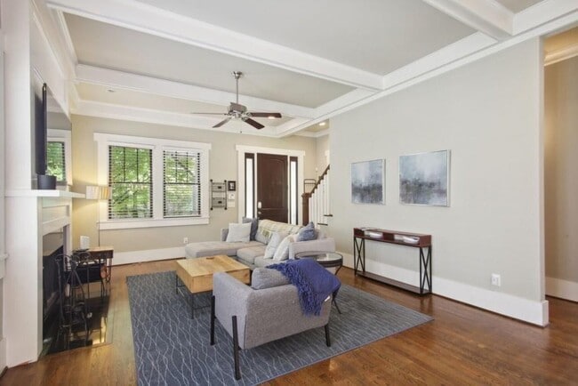 Building Photo - 519 N Highland Ave NE