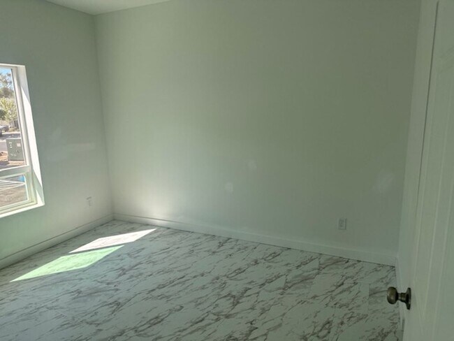 Building Photo - Now Leasing Modern Heights Apartments