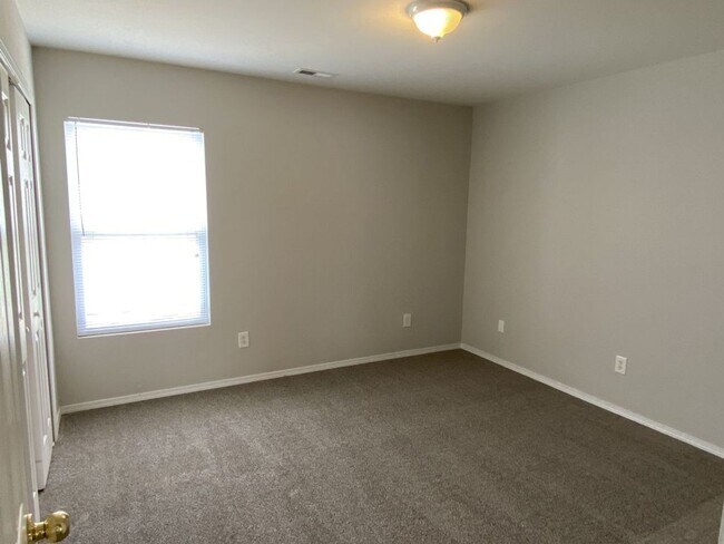 Building Photo - COMING SOON - OCCUPIED