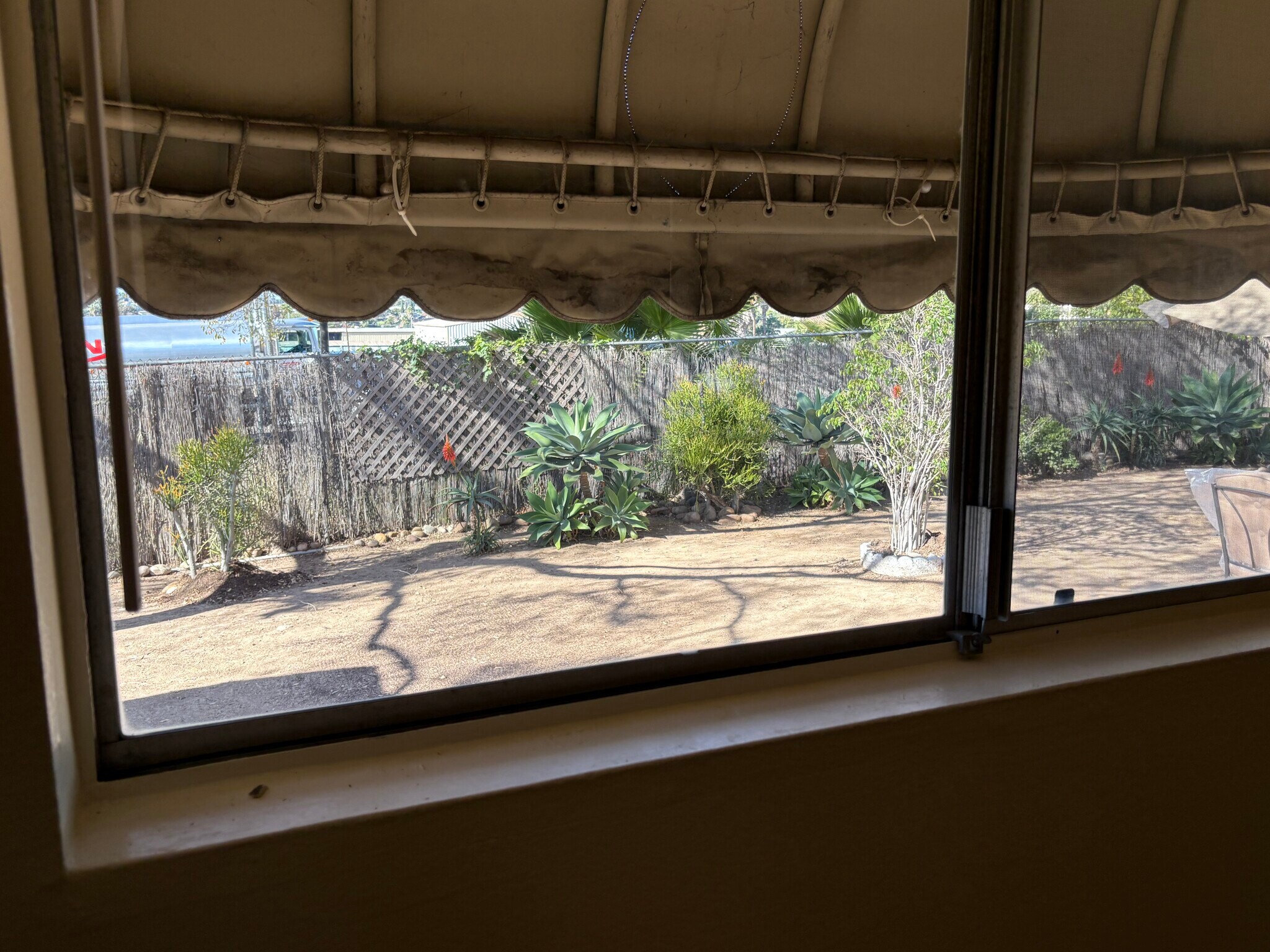 Building Photo - 1218 Presioca St