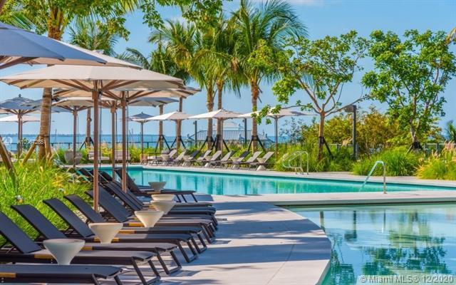 Building Photo - 2831 S Bayshore Dr