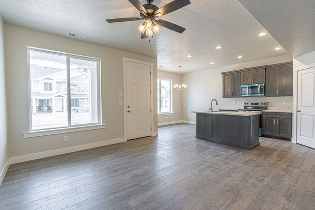 Building Photo - 2205 S 1120 W