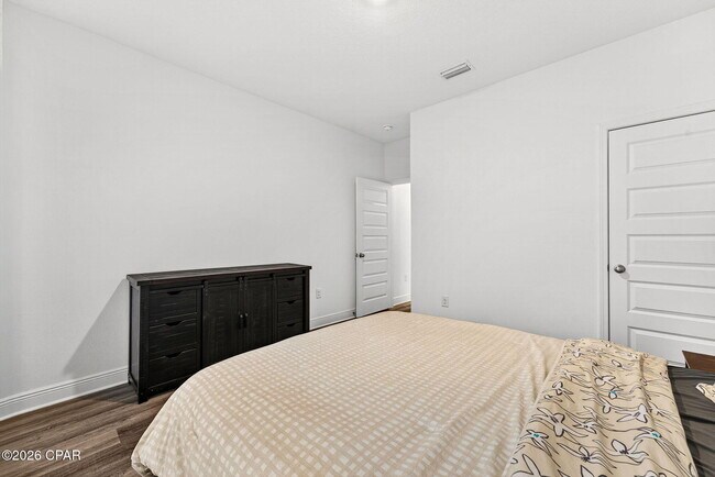 Building Photo - 224 Butler Cv